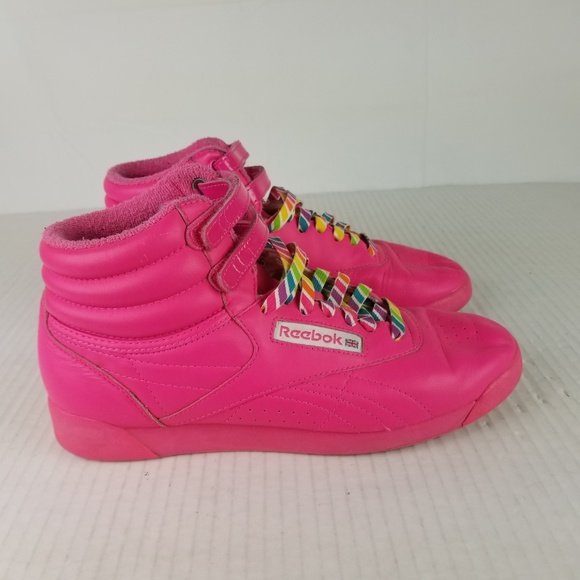 hot pink reebok freestyle hi